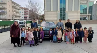 Kırşehir'de öğrencilere Türkiye'nin yerli otomobili Togg tanıtıldı