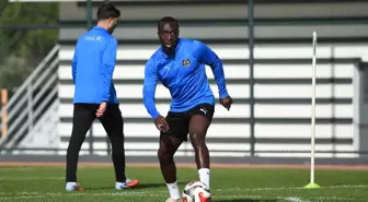 Manisa FK, Serikspor maçının hazırlıklarını sürdürdü