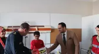 Midyat Devlet Hastanesi'nde 'Gülümse Midyat, Umut Çocuklarda' projesi sürüyor