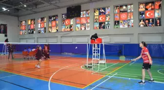 Muş'ta badminton müsabakaları düzenlendi