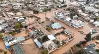 Sağanak nedeniyle su altında kalan mahalle ve tarım arazileri havadan görüntülendi