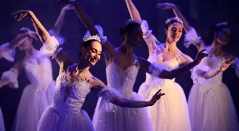 Samsun Devlet Opera ve Balesi 'Fındıkkıran' balesinin prömiyerini yaptı