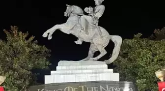 Yunan takımı gelecek diye sabaha kadar Atatürk Anıtı'nda nöbet tuttular