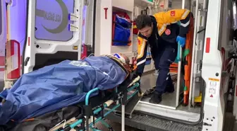 Şarampole devrilen otomobilde 3 kişi yaralandı