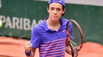 Şike yaptığı tespit edilen Fransız tenisçi Quentin Folliot, 20 yıl men cezası aldı