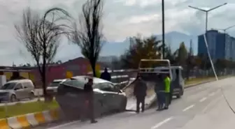 'Şırdancı Mehmet' olarak bilinen fenomenin kullandığı otomobil, yayaya çarptı