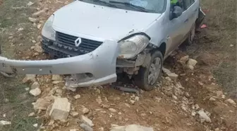 Tokat'ta savrulan otomobildeki çift yaralandı