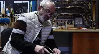 Türk tarihi merakıyla başladığı geleneksel ok yapımını gençlere öğretiyor