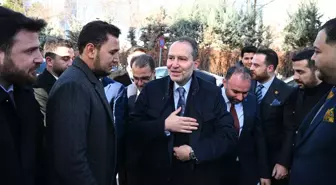 Yeniden Refah Partisi Genel Başkanı Erbakan, İl Başkanları Toplantısı öncesi açıklamalarda bulundu