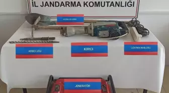 Yozgat'ta izinsiz kazı yapan 3 zanlı suçüstü yakalandı