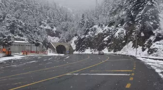 Zigana Dağı'nda kar etkili oldu