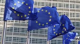 AB, Rusya Merkez Bankası'nın 210 milyar avroluk varlıklarını dondurma kararı aldı