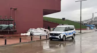 İzmit'te Akvaryum İnşaatında İşçi Düştü