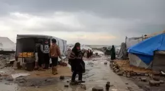 Albüm: Gazze'de Şiddetli Fırtına Nedeniyle En Az 14 Kişi Hayatını Kaybetti