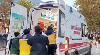 Amasya'da Motosiklet ile Otomobil Çarpıştı: 1 Yaralı