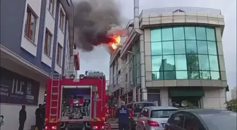Ataşehir'de otel yangını