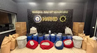 Bakan Yerlikaya: 'İstanbul ve İzmir'de gerçekleştirilen uyuşturucu operasyonlarında 6 milyon 958 bin adet uyuşturucu hap ele geçirildi'