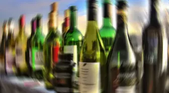 Bunu kardeşiniz yapsa dahi sakın tüketmeyin! İnternetten bidonla alınıp, pet şişeyle satılıyor