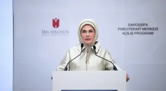 Emine Erdoğan, İHÜ İPAM Darüşşifa Psikoterapi Merkezi'nin açılışına katıldı