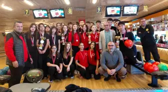 Eskişehir'de 'Okul Sporları Bowling Müsabakaları' tamamlandı