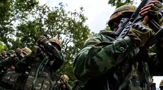 Gerilim artıyor! Kamboçya, Tayland ile tüm sınır geçişlerini askıya aldı