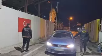 Bitlis'te Otomobilde Uyuşturucu Ele Geçirildi: 2 Tutuklama