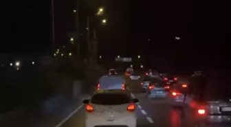 Ümraniye'de ambulansa yol vermeyen otomobil sürücüsü kamerada