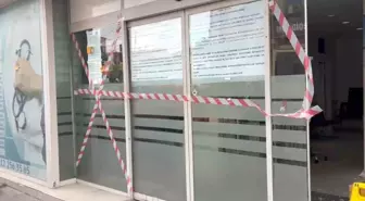 Beyoğlu'nda özel hastaneye ateş açıldı