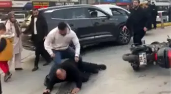 Esenyurt'ta trafikte tartıştığı araç sürücüsünü öldüresiye dövdü: O anlar kamerada