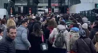 Komşu ülkeye geçişte yeni dönem! Artık sadece kimlik yetmeyecek