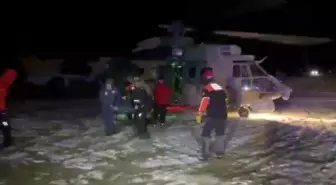 Hasan Dağı'nda mahsur kalan öğrenciler helikopterle kurtarıldı