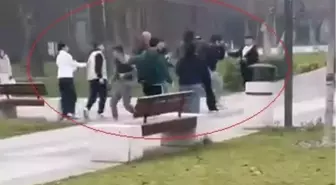 İki grubun tekmeli-yumruklu kavgası kamerada