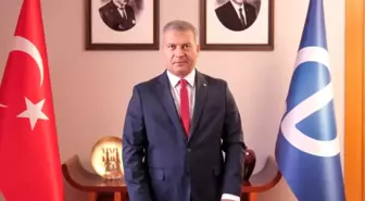 Rektör Adıgüzel'in 15 Aralık Dünya Türk Dili Ailesi Günü mesajı