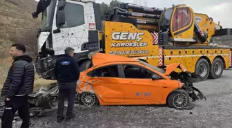 Ankara'da 6 araçlı zincirleme kaza: 5 yaralı