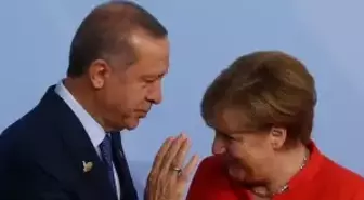 Erdoğan, Merkel'le anısını ilk kez anlattı: Şaşkın şaşkın bana bakıp gülmeye başladı