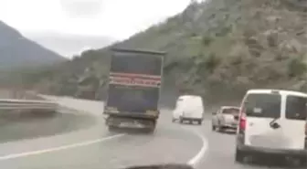 Hatalı sollama yapan tır sürücüsüne ceza