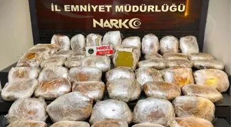 Otomobildeki 56 kilo 750 gram esrarı 'Hector' buldu: 3 tutuklama