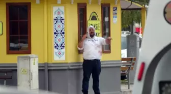 Taksi durağında kendisini tabanca ve bıçakla yaraladı