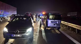 TEM'in Bolu geçişinde 3 araç çarpıştı: 7 yaralı