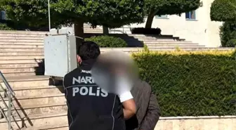 Aranan 2 şahıs yakalanarak cezaevine teslim edildi