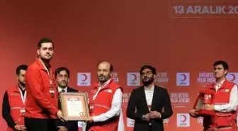 Erzurum Kızılay'a üç ödül