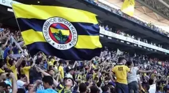 Fenerbahçe'den giden futbolcu yeni takımında kral oldu
