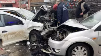 Samsun'da üç aracın karıştığı kaza: 6 yaralı