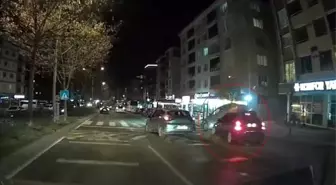 Tekirdağ'da kaza anı araç kamerasında: Park halindeki otomobili biçti