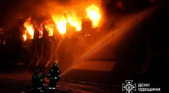 Karadeniz'de İki Tanker Patladı: Kurtarma Operasyonları Başlatıldı