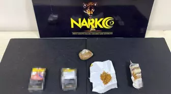 Uyuşturucu taciri köydeki evinde suçüstü yakalandı