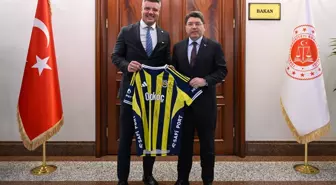 Adalet Bakanı Tunç, Sadettin Saran ile bir araya geldi