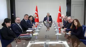 Bakan Fidan, SETA Vaşington Ofisi yetkililerini kabul etti