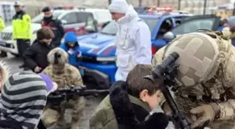 Bayburt'ta jandarmanın kullandığı yerli ekipmanlar ve araçlar öğrencilere tanıtıldı