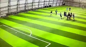 Burdur'da halı sahadaki kavgayla ilgili 2 kişi tutuklandı